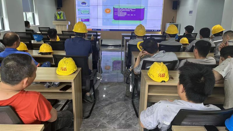 揭秘成都管理培训市场：厂家直销背后的真相